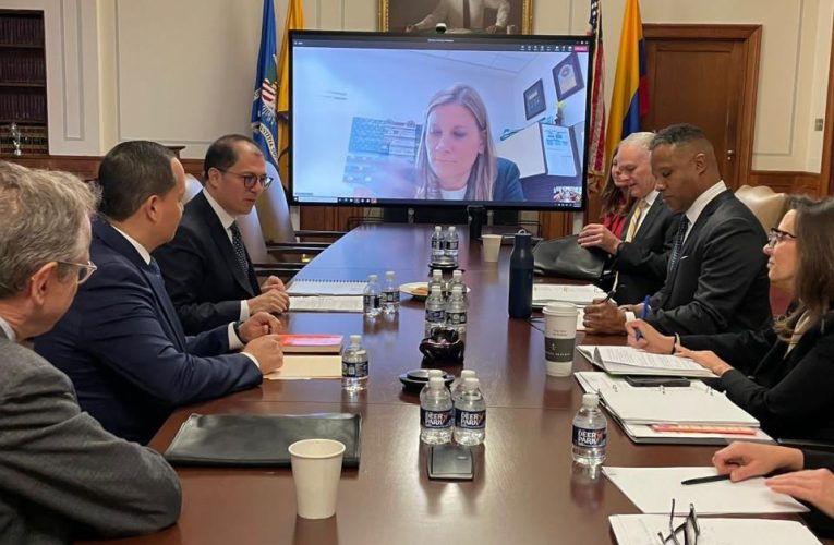 Fiscal Barbosa compara grupos criminales de la paz total con carteles de los 90