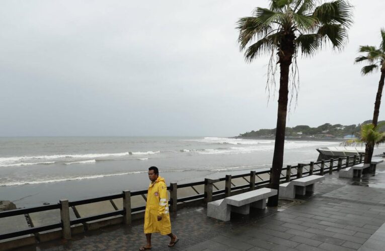Tormenta tropical Alvin se debilita rumbo a Baja California como baja presión remanente