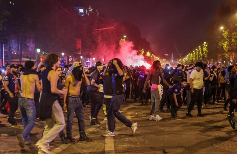 Fotos | En las celebraciones de la victoria del club PSG se registraron dos muertes y 200 heridos en Francia