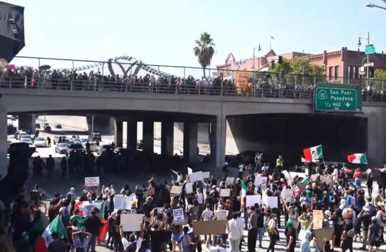 Protestas en Los Ángeles se apoderan de las autopistas, mientras la Guardia Nacional reprime la manifestacion